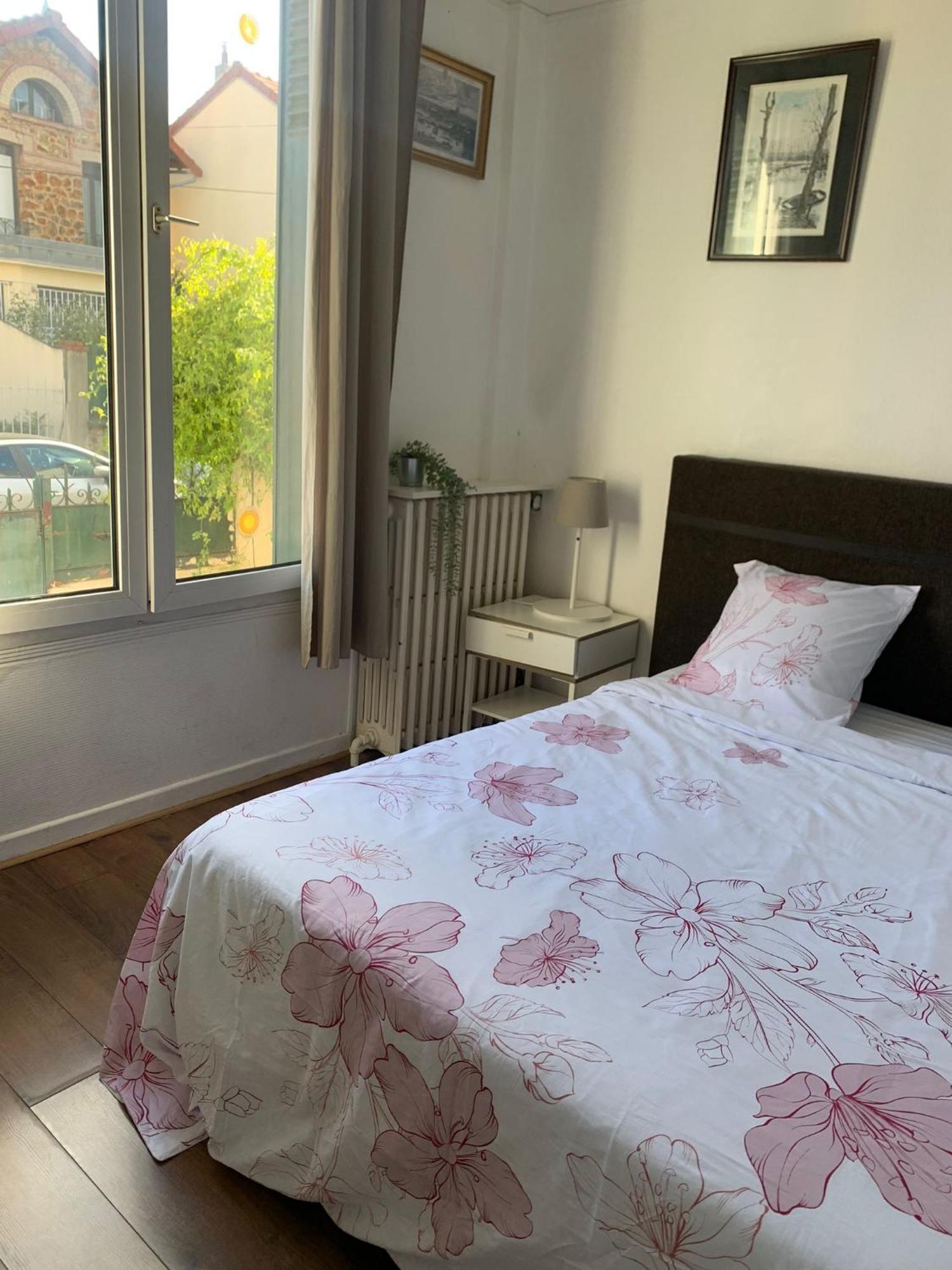 Grand Appartement Avec Terrasse & Jardin A 5 Minutes De Paris Cachan Exteriör bild